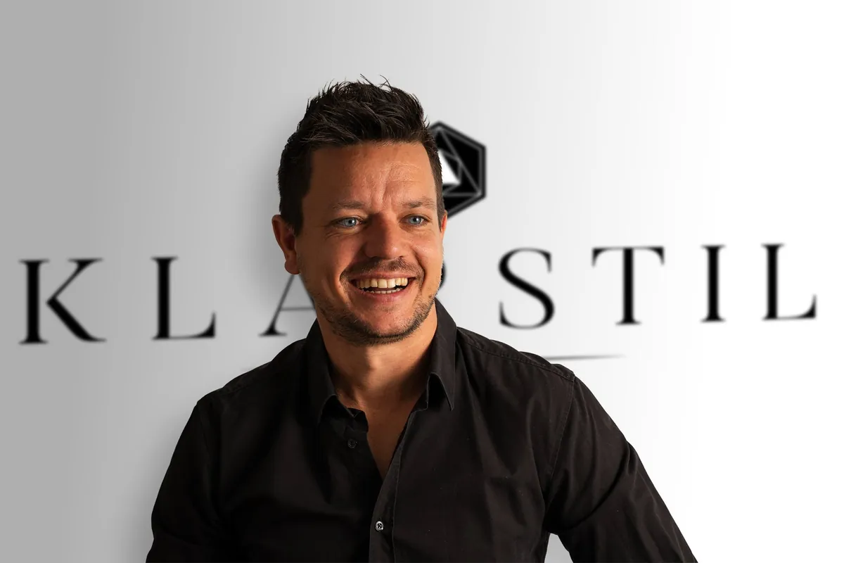 Markus Setscheny, Geschäftsleitung der Webdesign-Agentur Klarstil, im Büro in Graz
